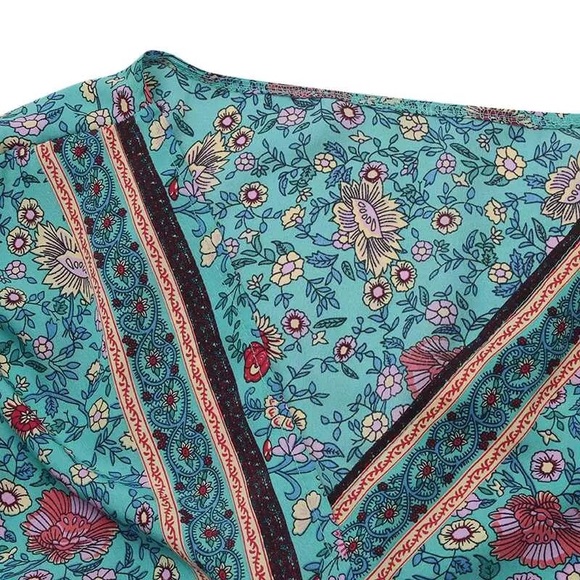 5⭐️ FAV BESTSELLER Floral Folk Town Robe Kimono - Picture 5 of 8
